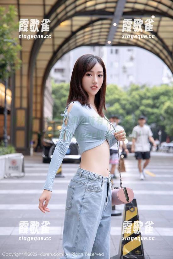 秀人网 - 如果古典韵味有个代言人，那一定是杨晨晨sugar的私房旗袍！