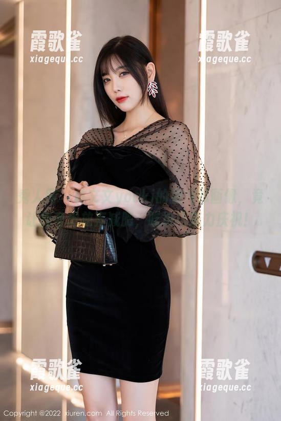 秀人网 - 林文文yooki的兔女郎画像，竟让我考虑放弃减肥，吃块巧克力庆祝！