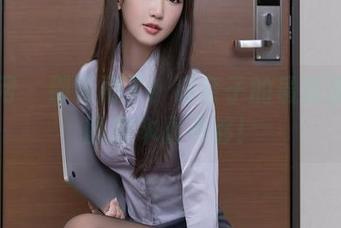秀人网 – 别再刷了！萌奈子的最新旅拍美图根本看不够！
