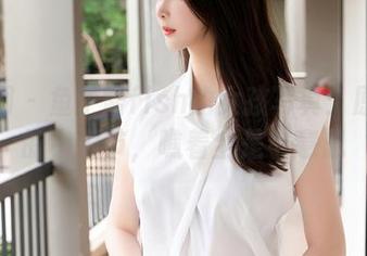 秀人网 – 鱼子酱fish的女孩写真：原图中的小细节，瞧着全是小意思