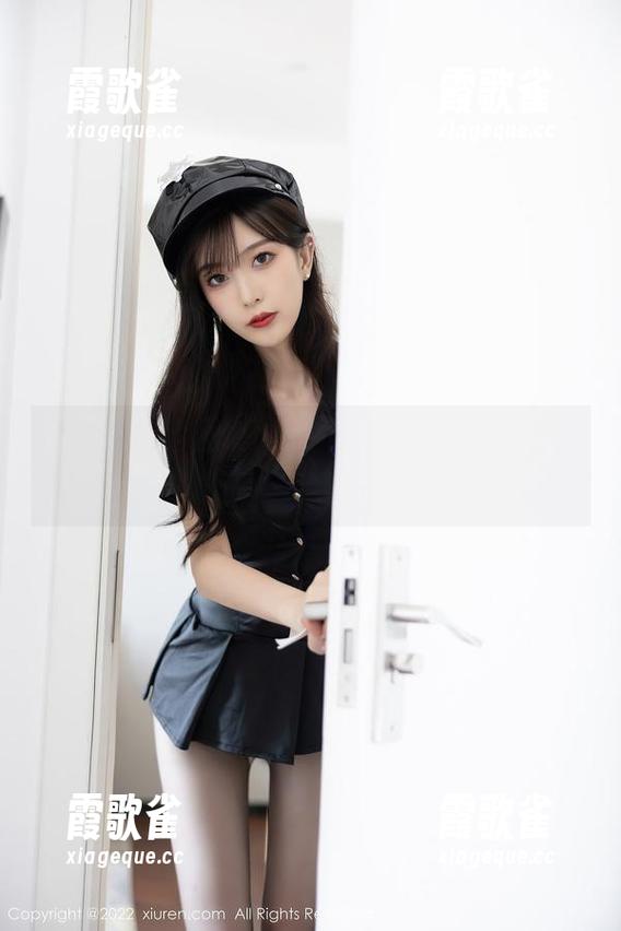 秀人网 - 套图怎能不看？黎秋秋的“少女”给我一种高中小女生的恼人清新精选！