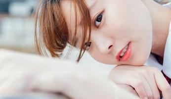 菠萝社 – 王语纯又来了，图集《油亮》的光芒直冲眼球，你准备好了吗？