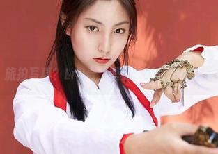 蜜桃社 – 旅拍写真？Lra合集里都有的，不妨，随便翻翻！