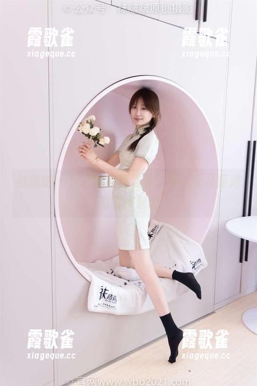 袜啵啵 - 芝士的美图资源，令人无从拒绝的清纯魅力