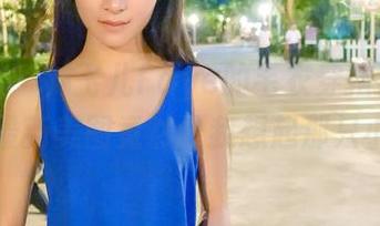 青豆客 – 刘飞儿Faye的毛衣穿搭实在太绝，最新美图竟然让我想起那只小狗！