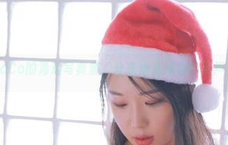 韩国CoCo的海边写真集，分享她和海浪的无声对话。