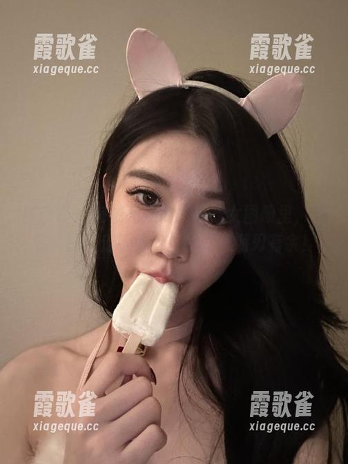 微密圈 - 在黎允熙的长腿修女图册里，真有一种‘走路带风’的修道游刃有余！